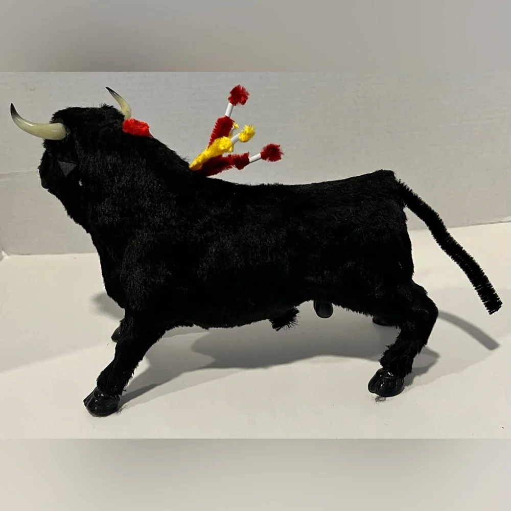VTG Black Bullfighting Soanush Bull Figure Souvenir Made In Spain Travel